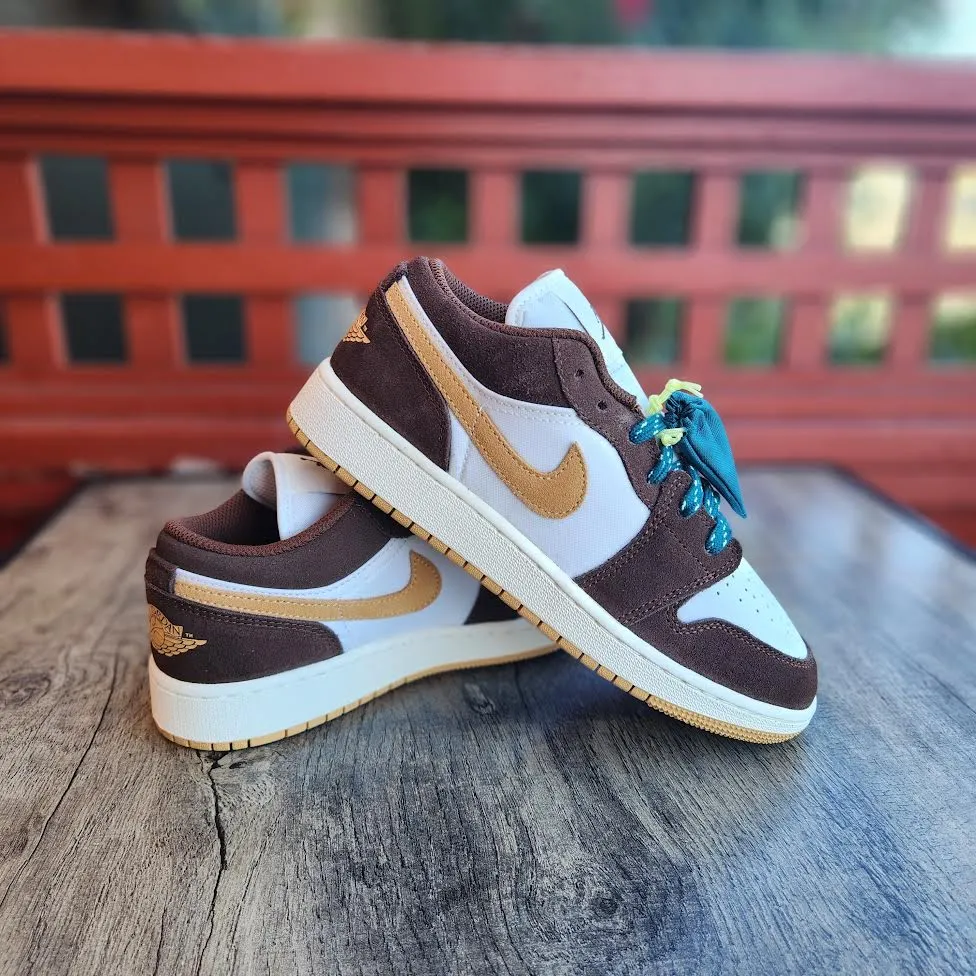 Air Jordan 1 Low SE 'Cacao Wow'