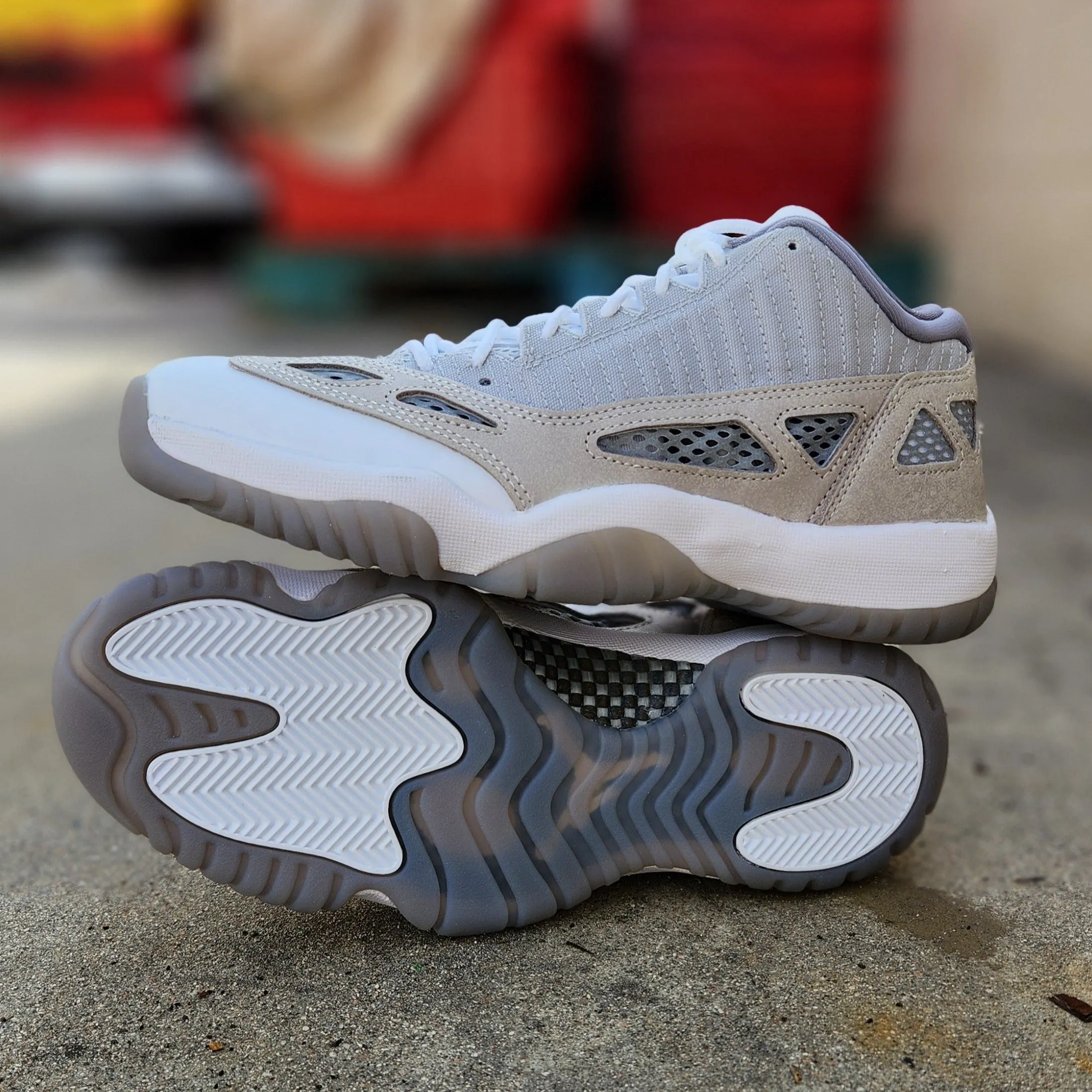 Air Jordan 11 Retro Low IE Light Orewood Brown