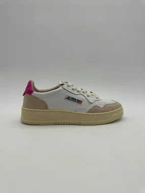 Autry 01 Low Sneakers