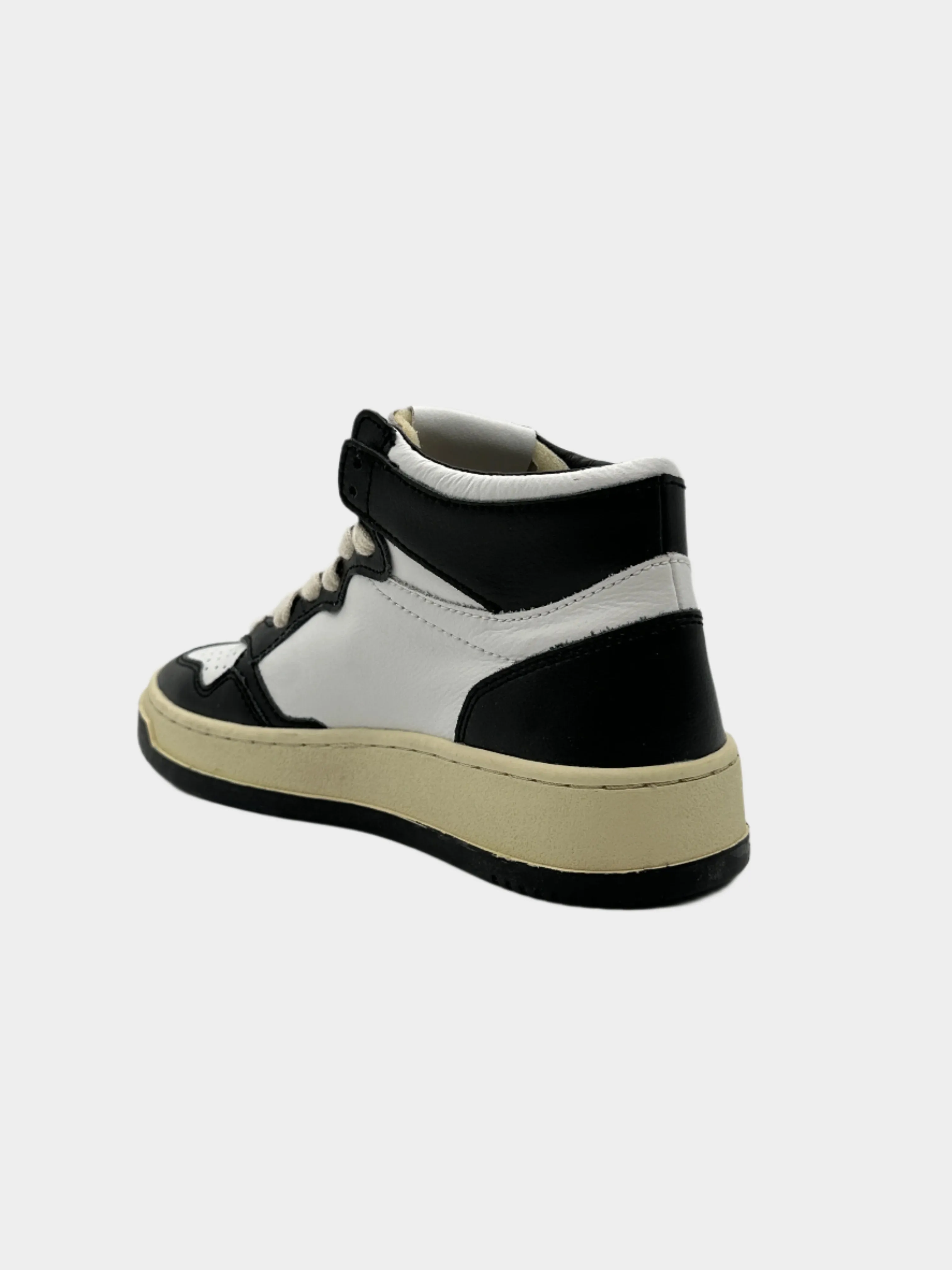 Autry Mid Sneakers