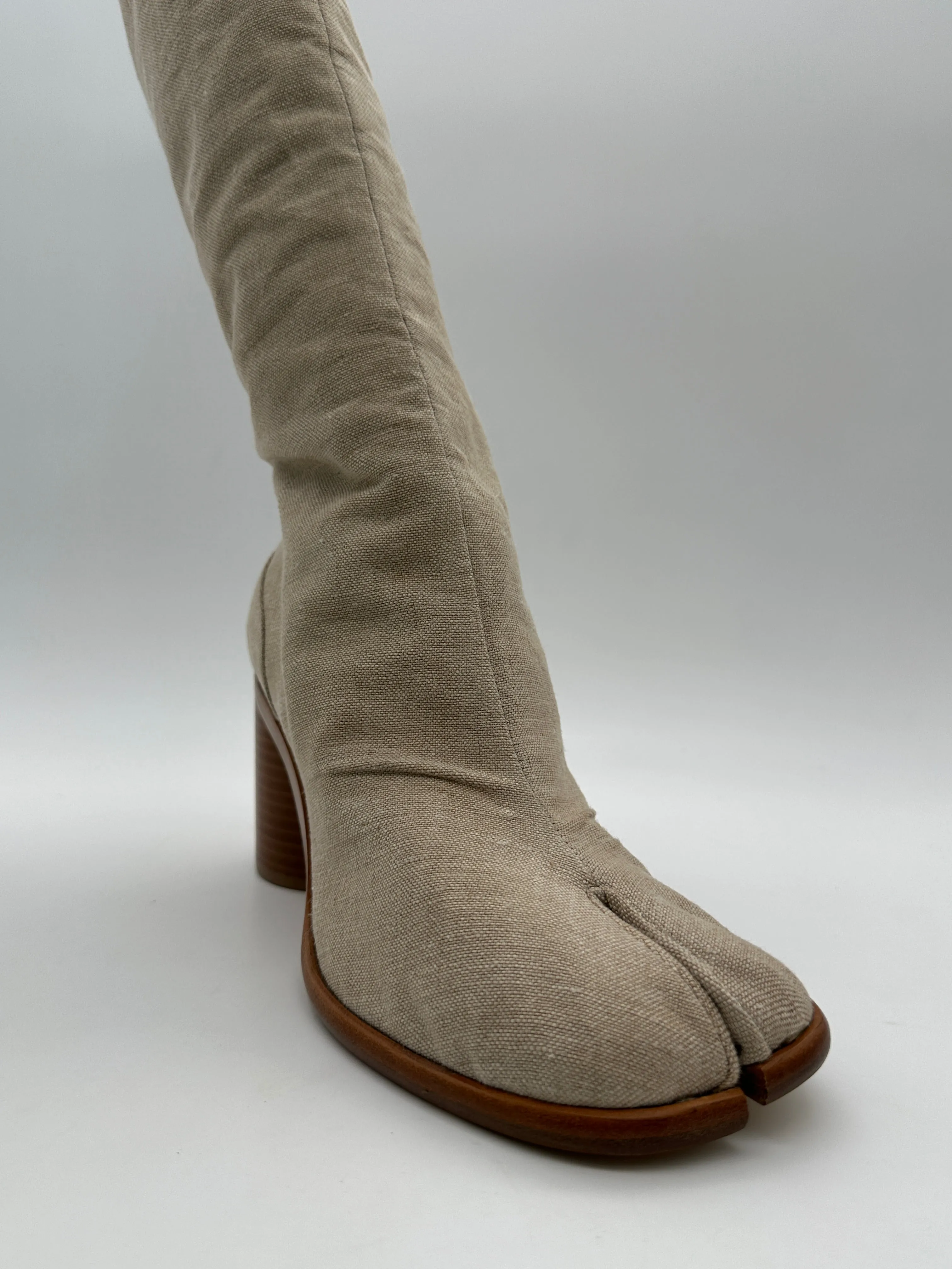 Beige Tabi Boots