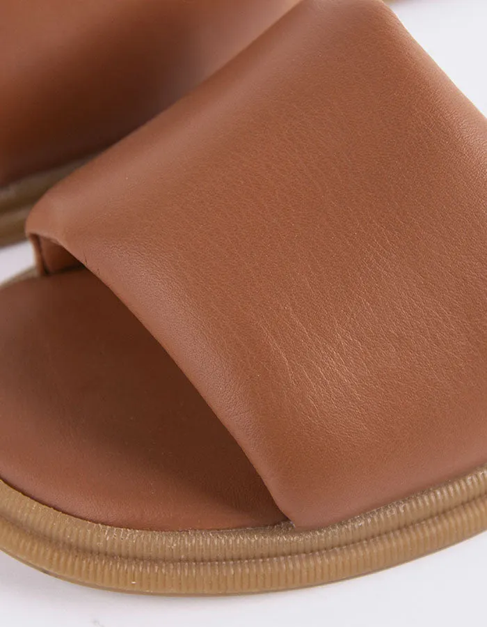 Bosnia Tan Leather