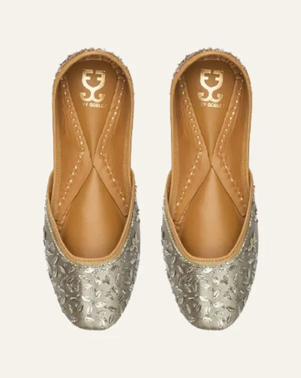 Champagne Supernova: Embellished Juttis