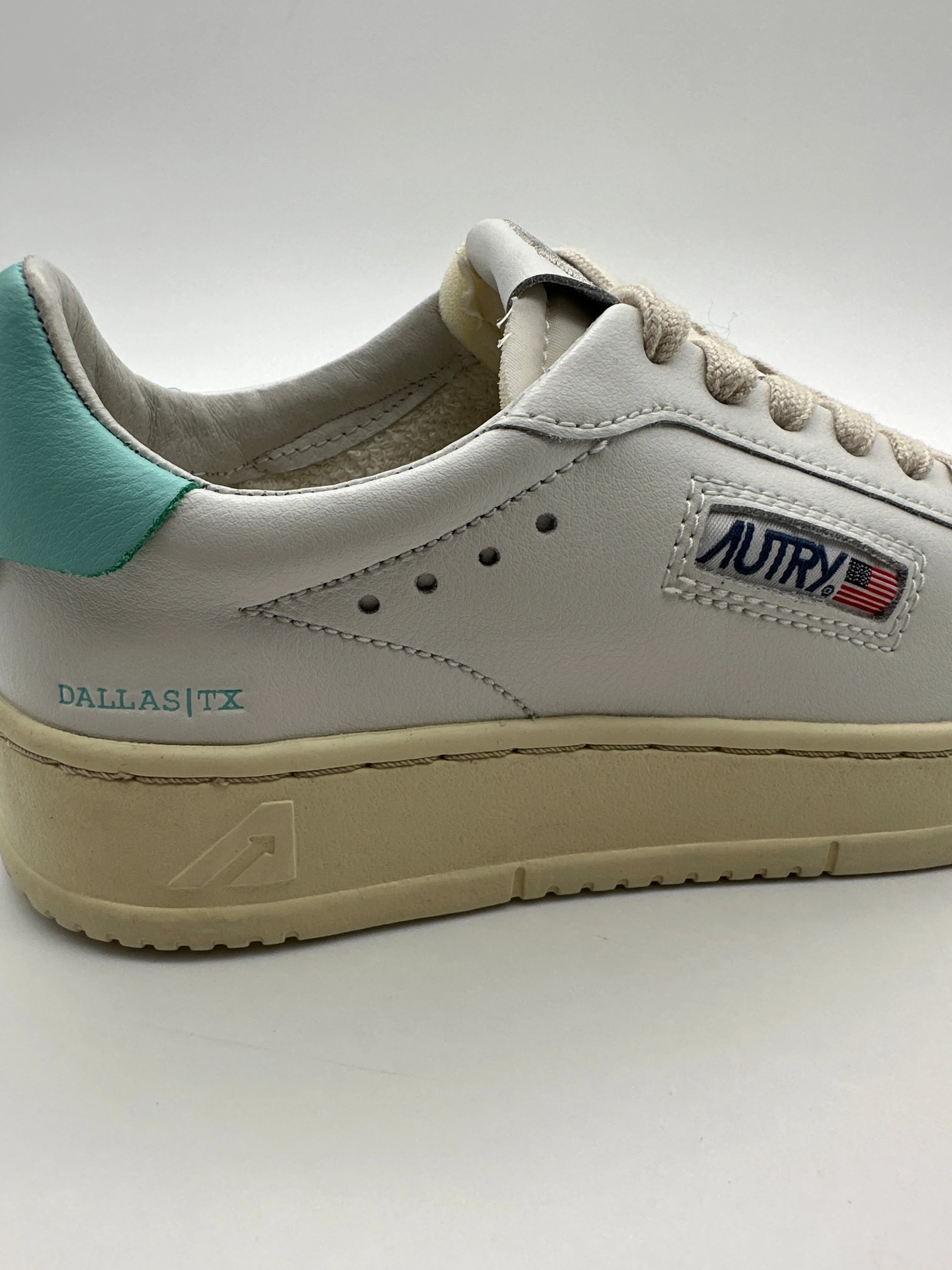 Dallas Low Sneakers