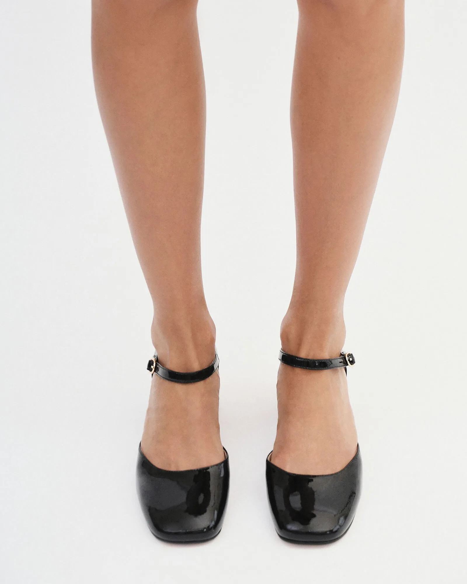 JANET LOW HEELS BLACK PATENT