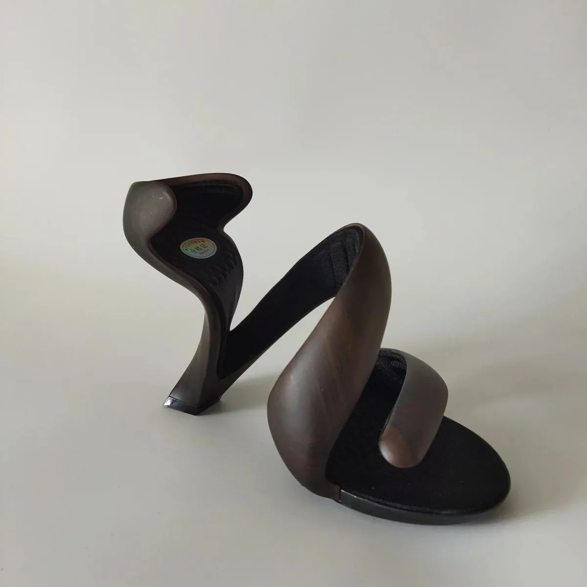 Lucidity Swirl Design Heel