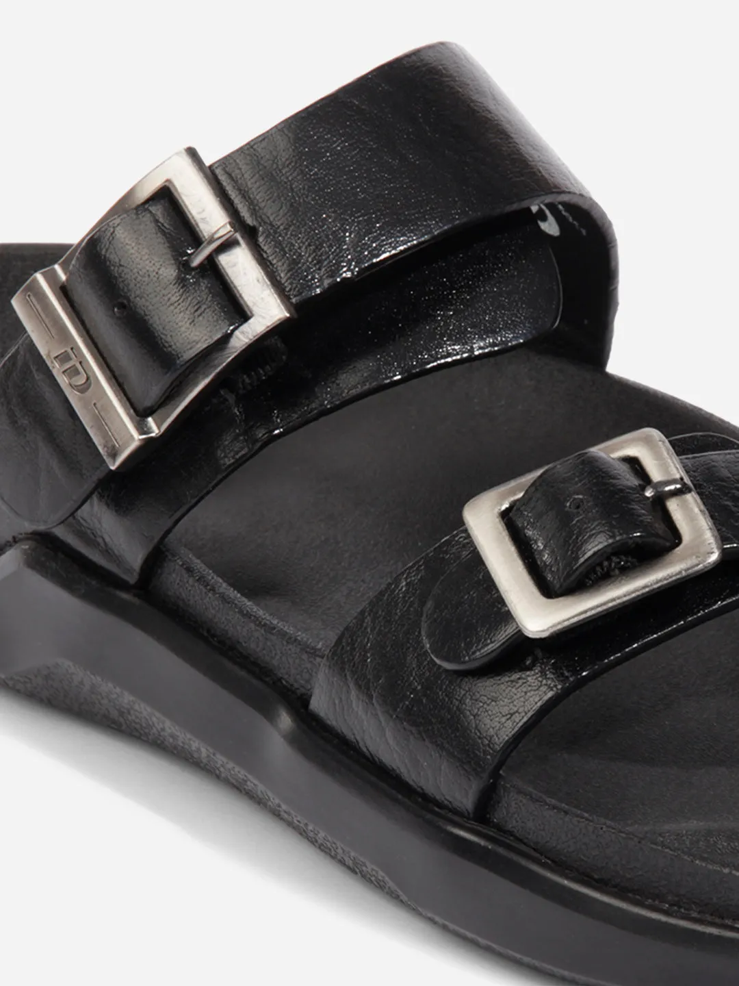 Men Black Sandal / Slipper (ID4223)